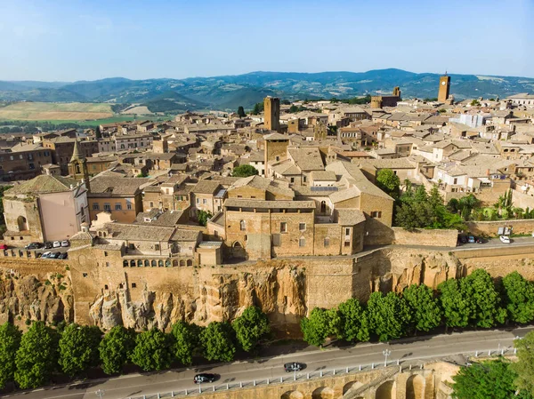 Aerial View Famous Orvieto Medieval Hill Town Rising Almost Vertical — Stock Photo, Image