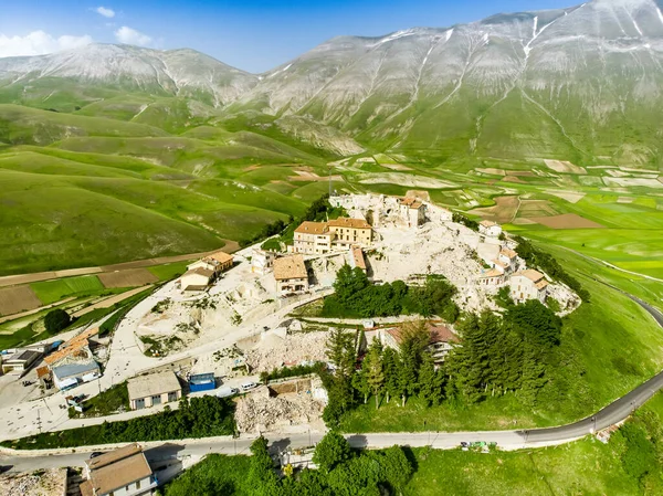 Flygfoto Över Byn Castellucio Norcia Nationalparken Sibillini Bergen Italien Staden — Stockfoto