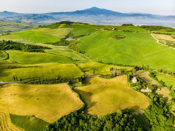 Fantastisk Utsikt Över Gröna Fält Och Jordbruksmark Med Små Byar — Stockfoto