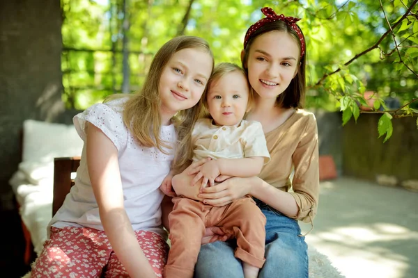 Two Big Sisters Toddler Brother Having Fun Outdoors Two Young — Stock Photo, Image