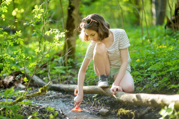 Cute Young Girl Having Fun River Warm Spring Day Child — Stock Photo, Image