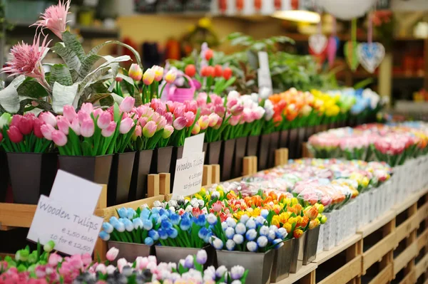 Tulipani Feltro Legno Venduti Sul Mercato Dei Fiori Amsterdam Paesi — Foto Stock