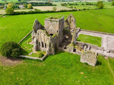 Hore Abbey, yıkık Cistercian Manastırı yakınındaki Cashel Rock, County Tipperary, Ireland