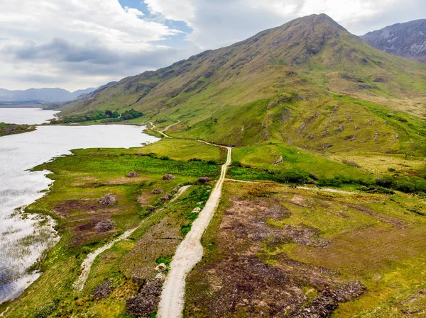 Road Winding Connemara Region Ireland Scenic Irish Countryside Landscape View — Stockfoto