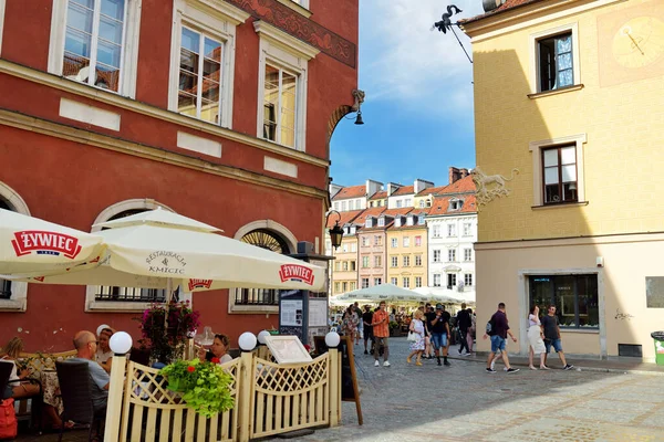 Warsaw Poland August 2021 Tourists Explore Beautiful Streets Old Town — Stock Photo, Image