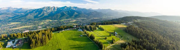 Flygfoto Över Zakopane Stad Tatrabergen Tas Från Gubalowka Bergskedjan Höga — Stockfoto