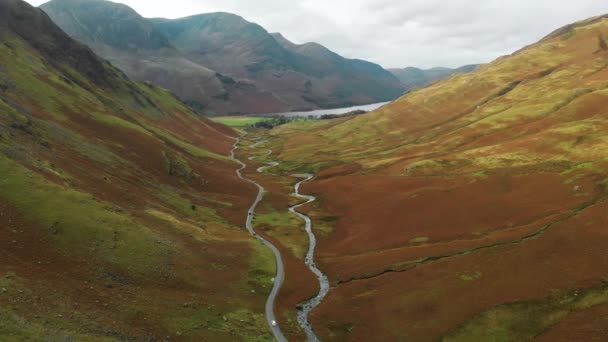 Vista Aérea Honister Pass Passo Montanha Com Enrolamento Estrada Longo — Vídeo de Stock