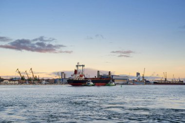 Litvanya 'nın deniz limanı Klaipeda' nın deniz, yol ve demiryolu taşımacılığı için en büyük ve en önemli lojistik merkezi olan Aquatorium veya su bölgesi.