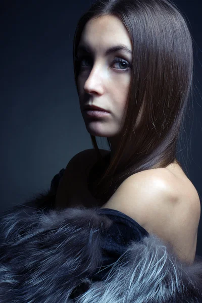 Woman in a fur coat. — Stock Photo, Image