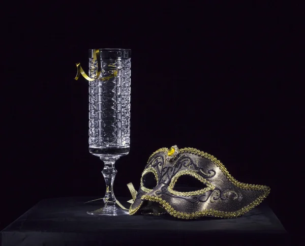 Mask and goblet — Stock Photo, Image