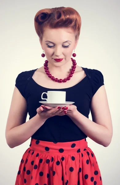 Vrouwen met een kopje thee — Stockfoto