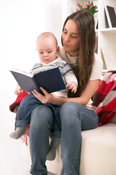 Mutter mit Sohn — Stockfoto