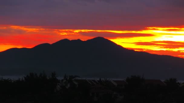 Coucher de soleil tropical — Video