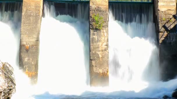 Old dam of hydroelectric power station — Stock Video