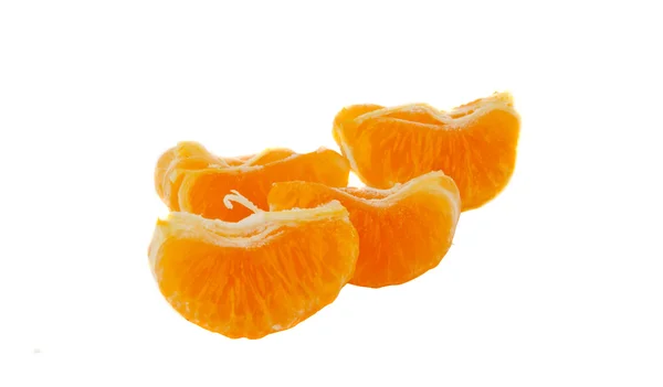 Tranches de tangerine isolées — Photo