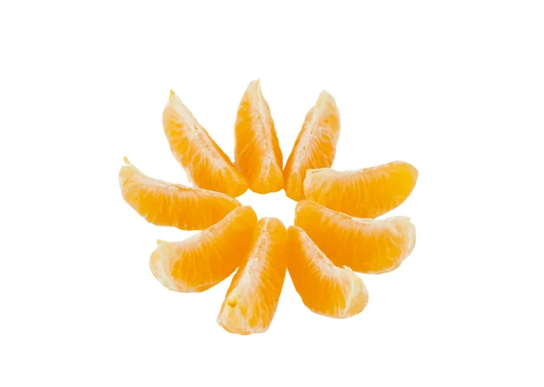 Tangerine segmenten geïsoleerd — Stockfoto