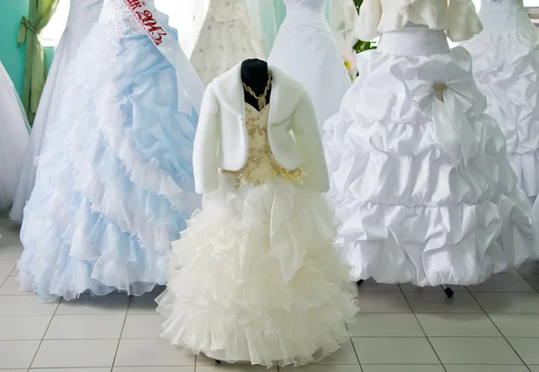 Vestidos de noiva — Fotografia de Stock