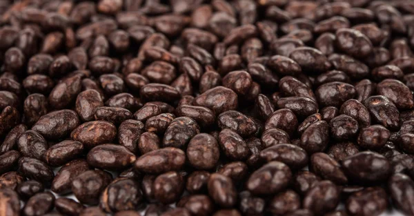 Chocolade bedekt zonnebloempitten — Stockfoto