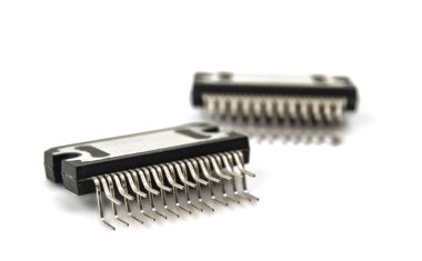 Elektronik çip izole