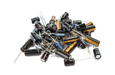 izole Kondansatörler