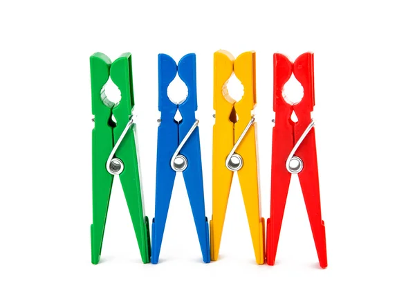 Close-up foto van kleurrijke wasknijpers geïsoleerd — Stockfoto