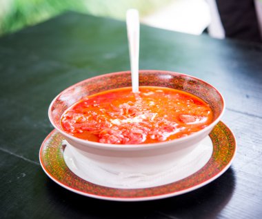 Kırmızı borsch