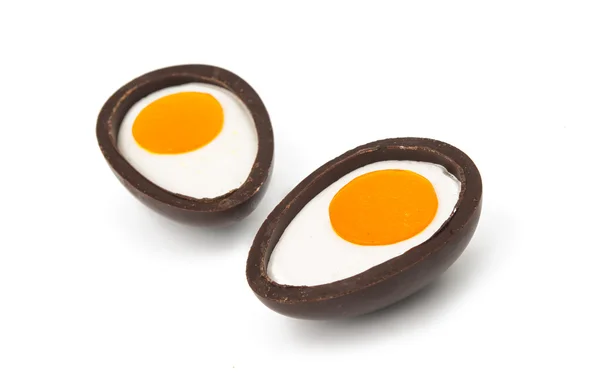 Σοκολατένιο αυγό απομονωθεί — Φωτογραφία Αρχείου