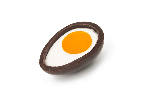 Chocolade ei geïsoleerd — Stockfoto