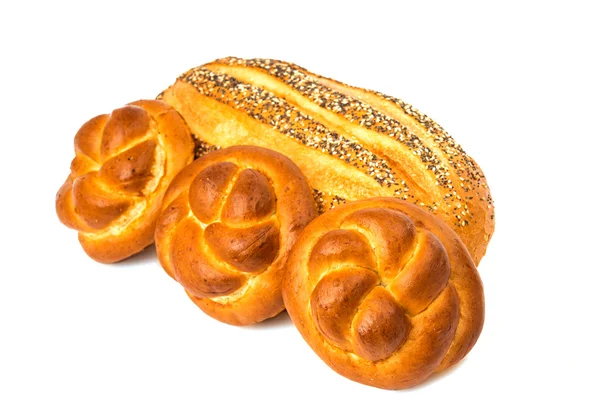 Frisches süßes Weißbrot isoliert — Stockfoto