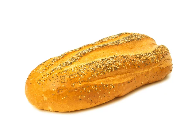 Свежий сладкий белый хлеб изолирован — стоковое фото