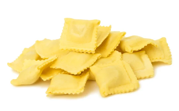 Ravioli pasta pleinen geïsoleerd — Stockfoto