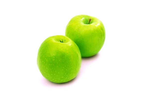 Green apple isolated — Stockfoto