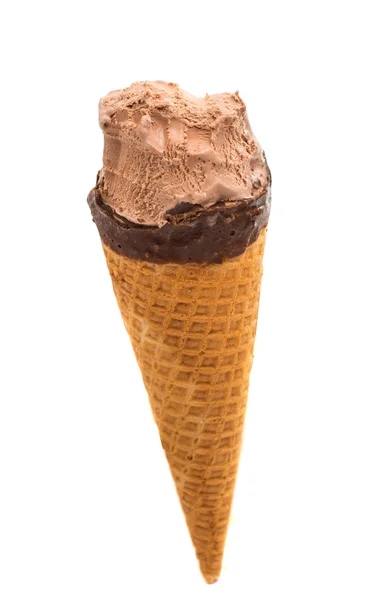 Шоколадное мороженое изолировано — стоковое фото