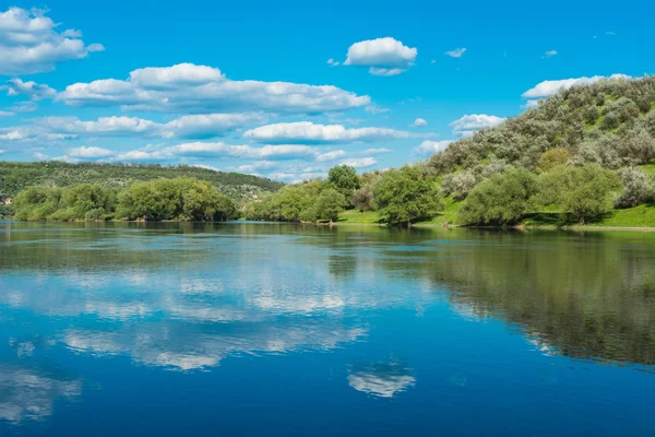 Río rocoso —  Fotos de Stock