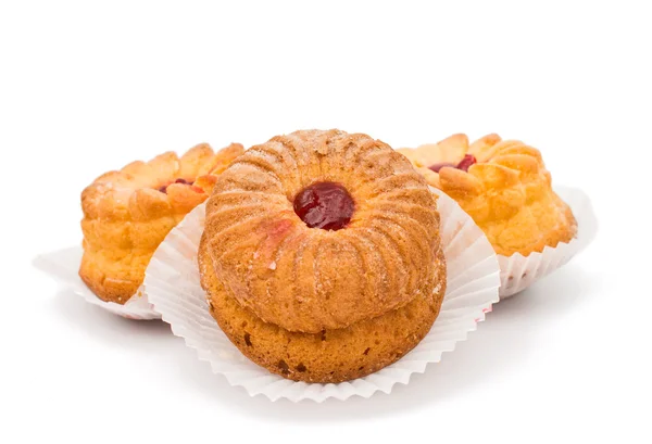 Muffins mit Füllung isoliert — Stockfoto