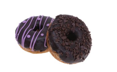 Çörek beyaz arkaplanda izole edildi 