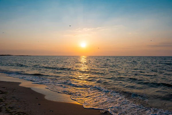 美しい海の日の出の風景 — ストック写真