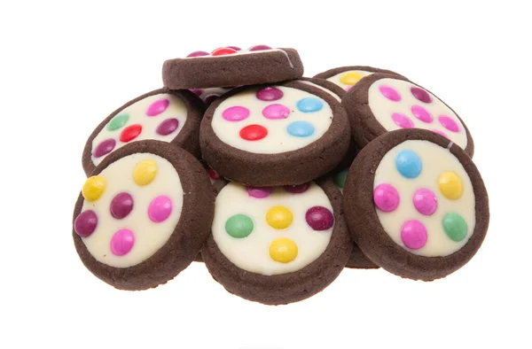 Cookies Mit Farbigem Dragee Isoliert Auf Weißem Hintergrund — Stockfoto