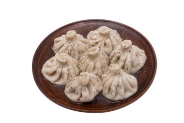 khinkali beyaz arkaplanda izole edildi