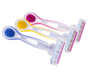 Kadın jileti beyaz arkaplanda izole edilmiş