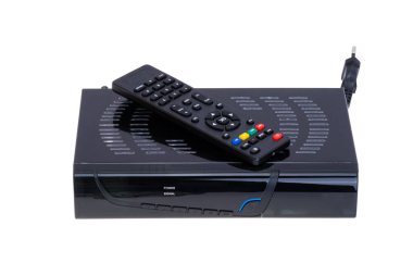 Uzaktan kumandalı televizyon ayarlayıcı beyaz arkaplanda izole edildi