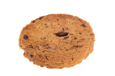 Beyaz arka planda çikolatalı kurabiyeler