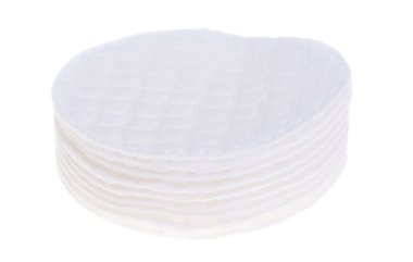 Beyaz arka plan üzerinde izole pamuklu ped