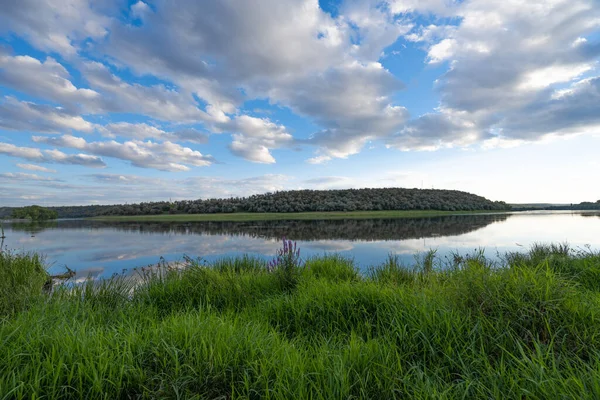 Landscape Dniester River Moldovan Ukrainian Border Sunny Day — стоковое фото