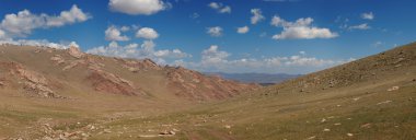 Altay Dağları. güzel yayla manzara. Moğolistan