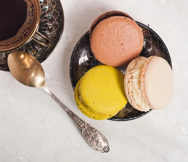 Café e macaroons — Fotografia de Stock