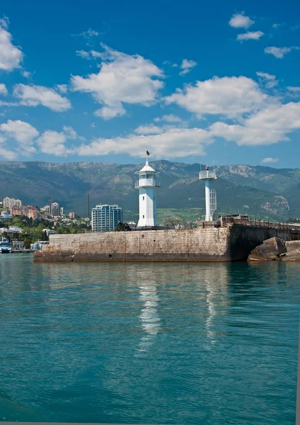 Vuurtoren in yalta, Krim. — Stockfoto