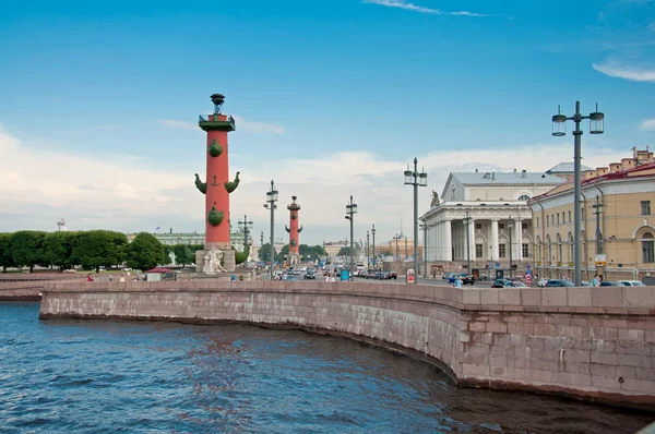 Rosztrális oszlopok saint Petersburg — Stock Fotó