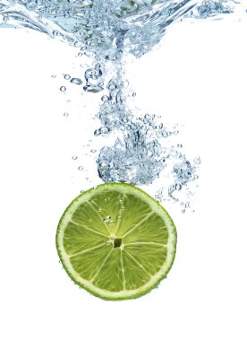 kireç bir suya düştü