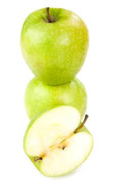 iki elma ve elma yarısı